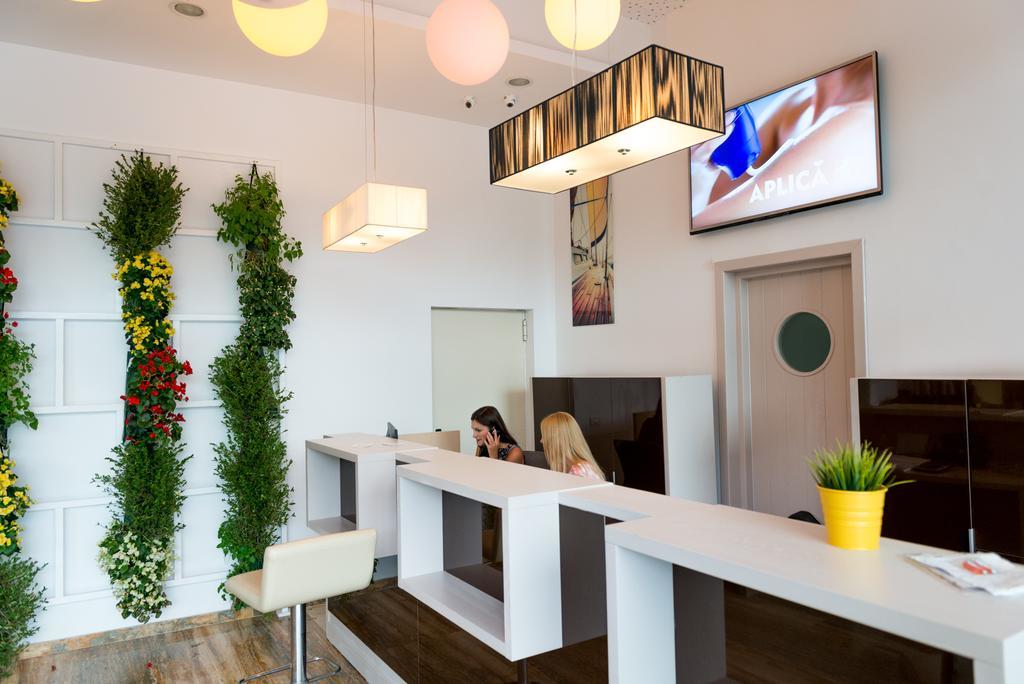 Hotel On Plonge Junior Mamaia Εξωτερικό φωτογραφία