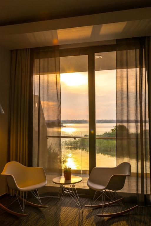 Hotel On Plonge Junior Mamaia Εξωτερικό φωτογραφία