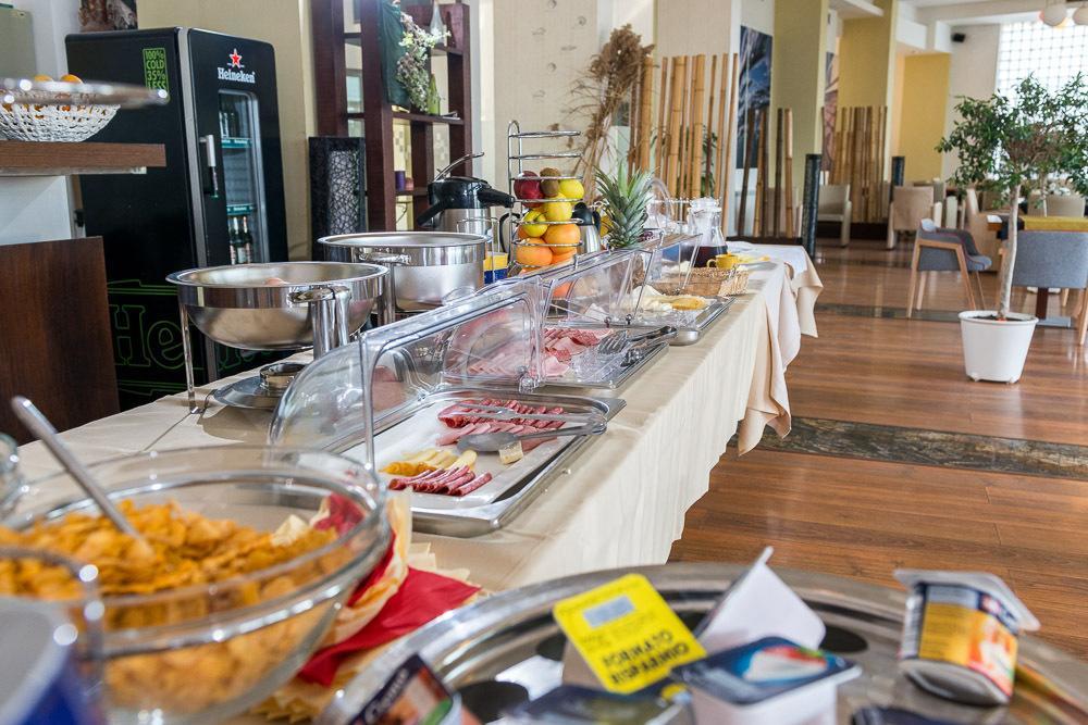 Hotel On Plonge Junior Mamaia Εξωτερικό φωτογραφία
